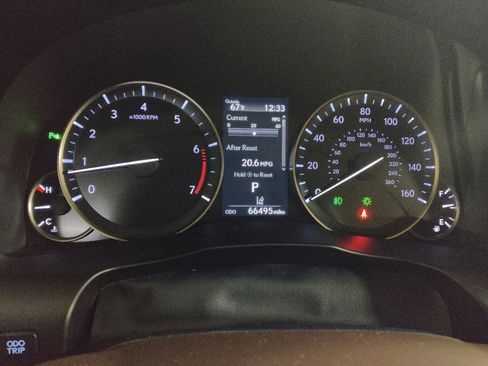 Used 2016 Lexus ES 350 w/ Luxury Package w/Wood Trim image 23