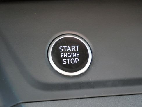 Used 2023 Audi Q3 2.0T Premium Plus w/ Premium Plus Package image 30