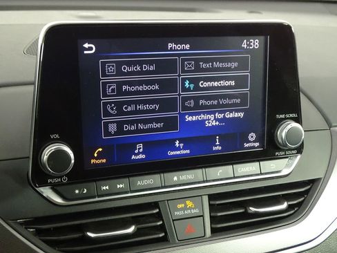 Used 2024 Nissan Altima 2.5 SR image 32