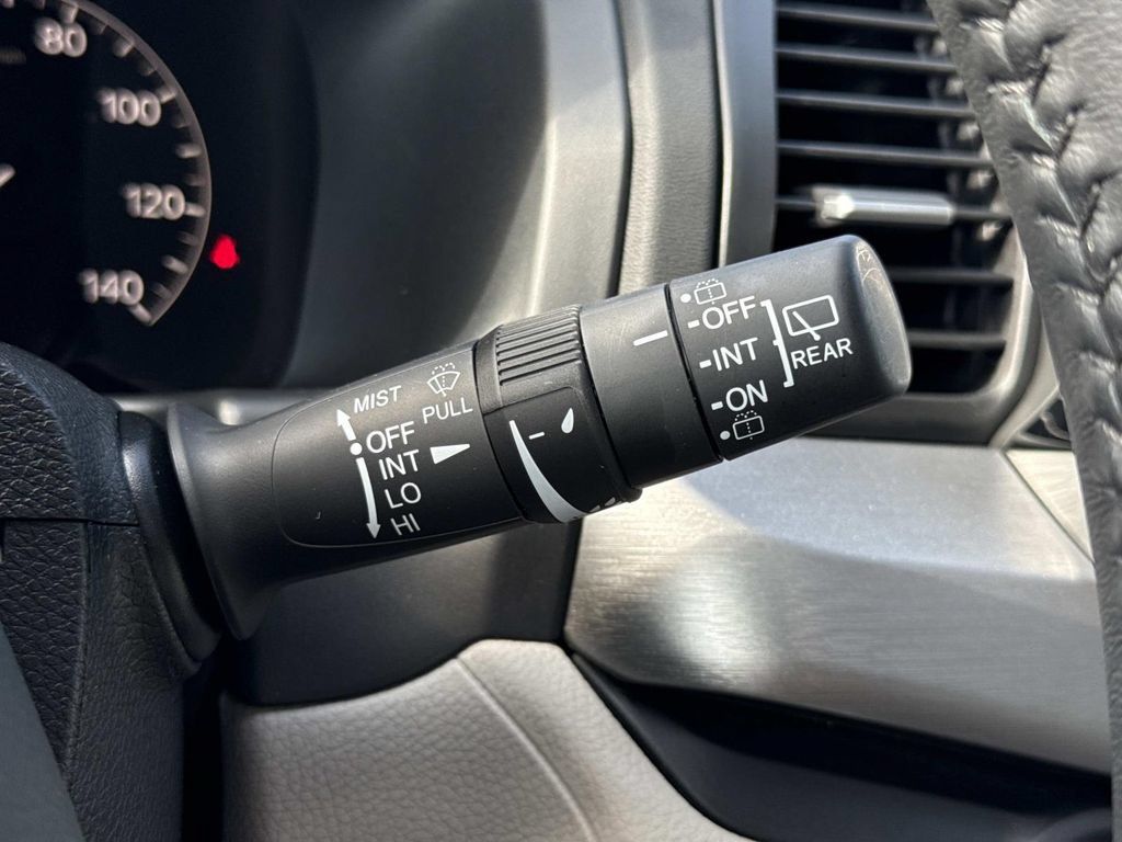Used 2026 Honda Odyssey EX-L image 12