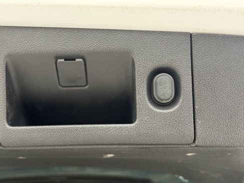 Used 2019 GMC Yukon SLE w/ Convenience Package AWD/4WD image 11