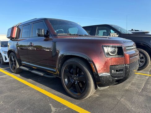 Used 2025 Land Rover Defender 110 Sedona Red Edition image 3