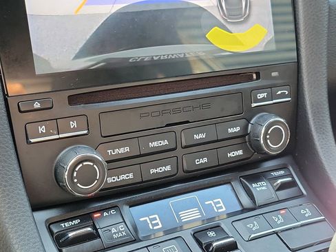 Certified 2018 Porsche 911 Carrera image 32