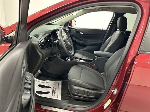Certified 2023 Buick Encore GX Select w/ Sport Touring Package image 9