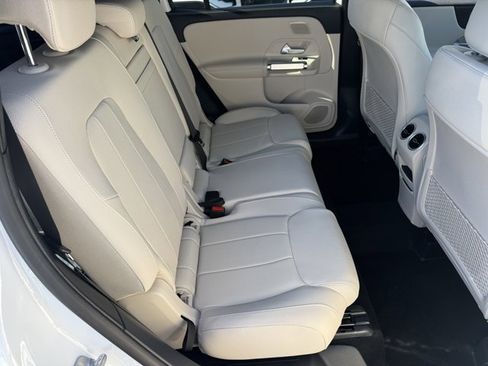 New 2025 Mercedes-Benz GLB 250 GLB 250 image 5