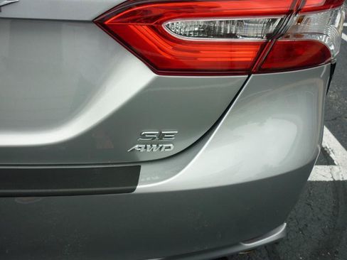 Used 2020 Toyota Camry SE AWD/4WD image 21