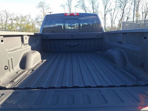 Used 2018 Chevrolet Silverado 1500 LT w/ All Star Edition image 28