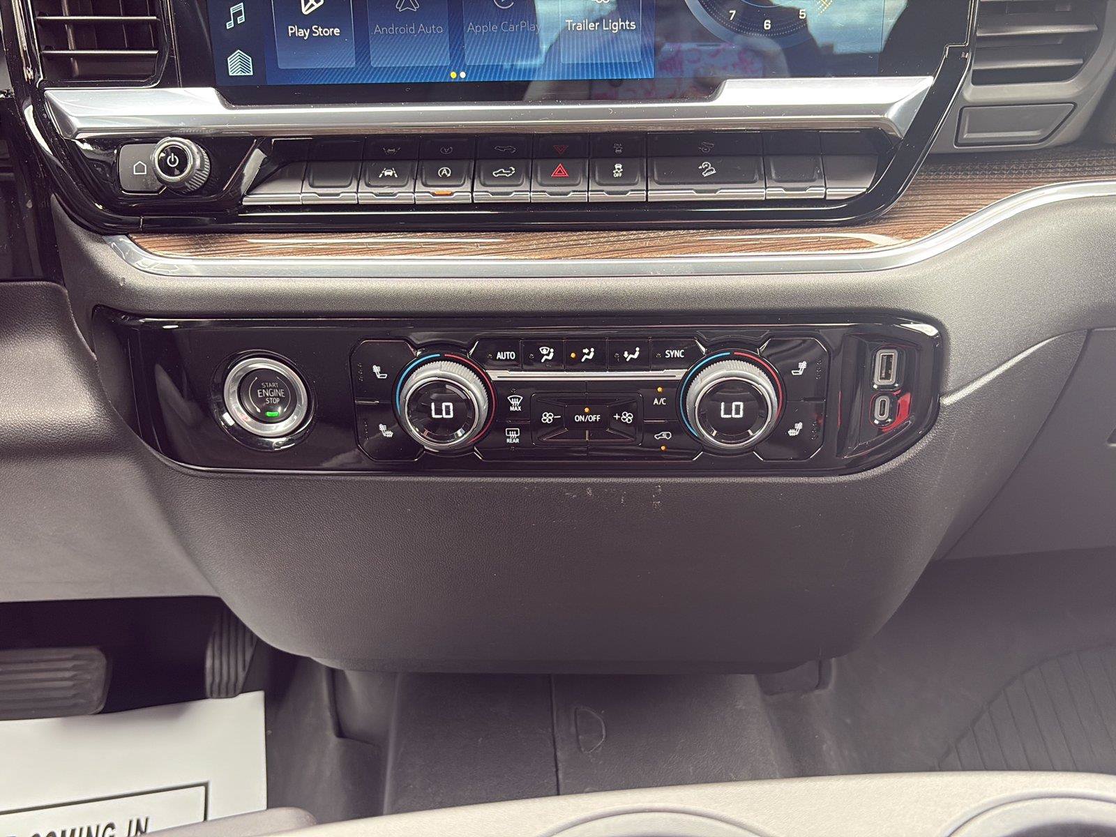 Used 2023 Chevrolet Silverado 1500 LT AWD/4WD image 18