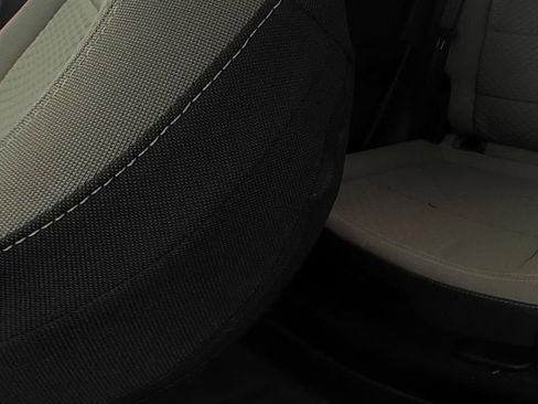 Used 2022 Ford Escape SE w/ Convenience Package FWD image 12