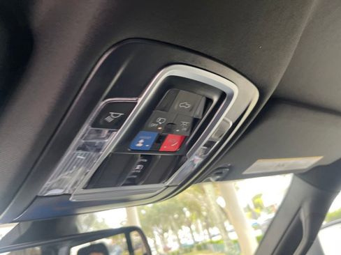 New 2024 RAM 2500 Laramie w/ Night Edition AWD/4WD image 37