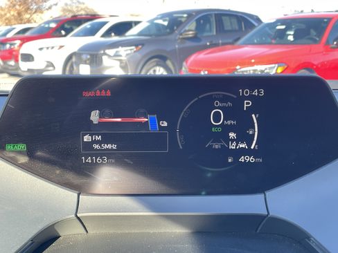 Used 2025 Toyota Prius LE image 18