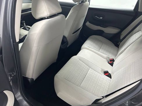 Used 2024 Honda HR-V LX image 15