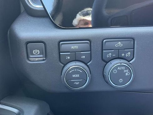 New 2026 Chevrolet Silverado 1500 LT image 19