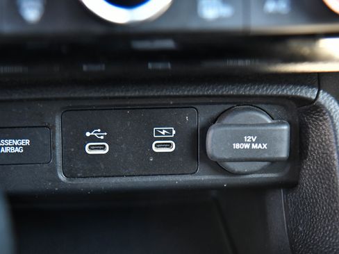 Used 2025 Honda Civic Sport image 23