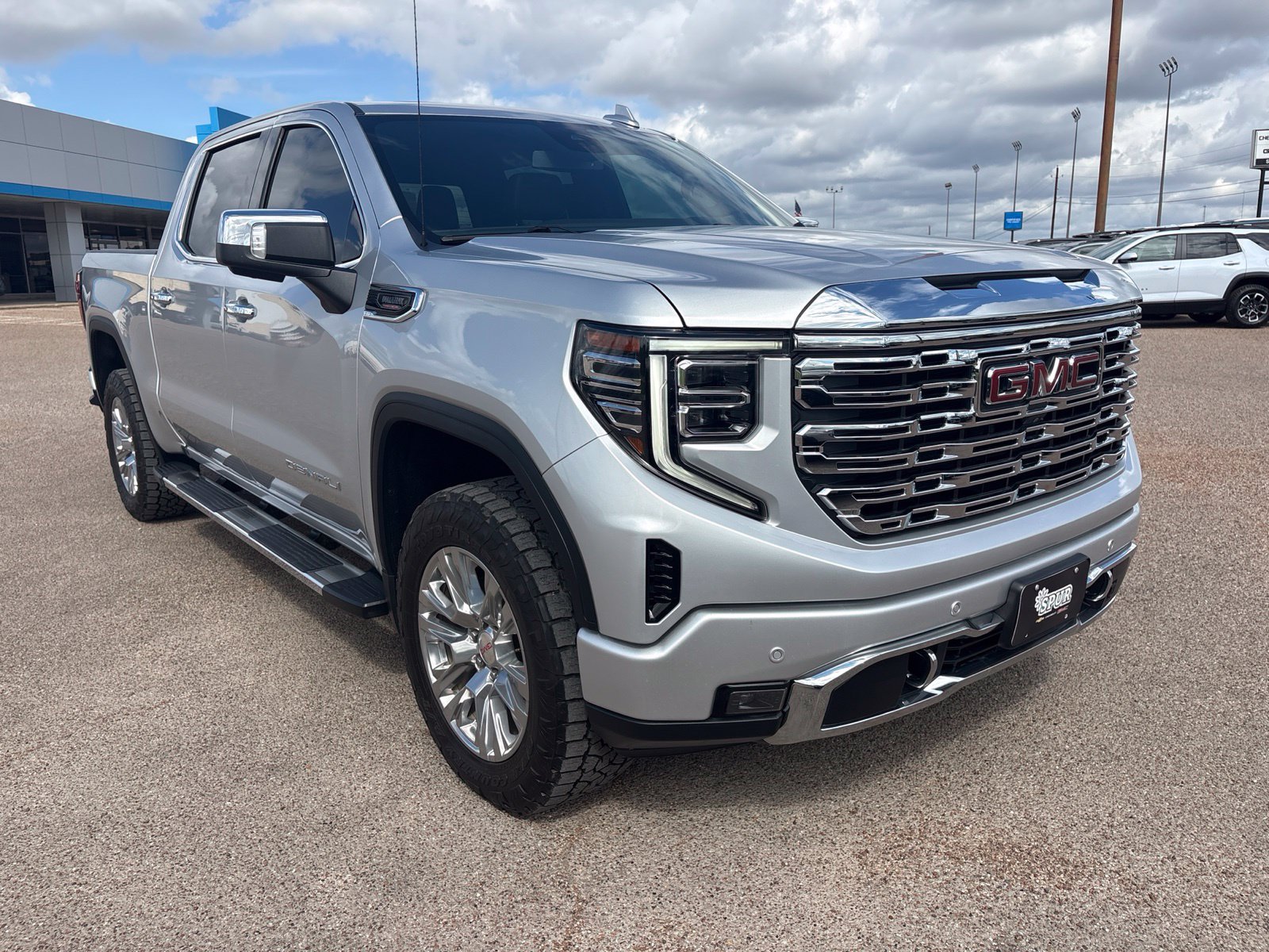Used 2022 GMC Sierra 1500 Denali AWD/4WD image 8