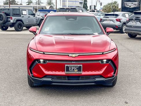 New 2026 Chevrolet Equinox EV LT image 6