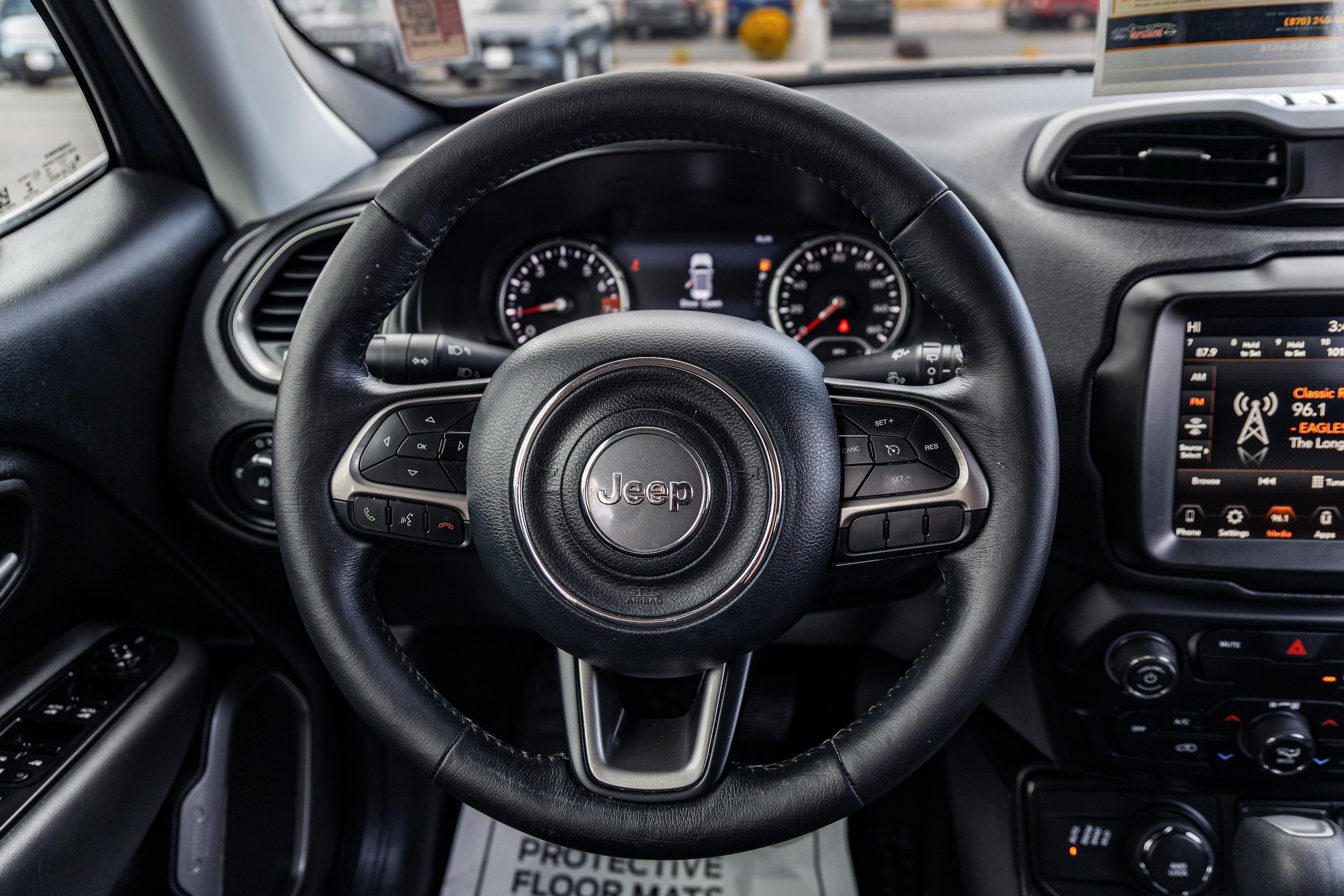 Used 2022 Jeep Renegade Latitude w/ Convenience Group AWD/4WD image 14
