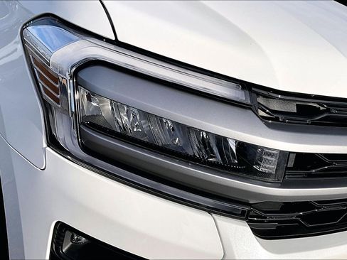 Used 2022 Ford Expedition Max XLT image 32