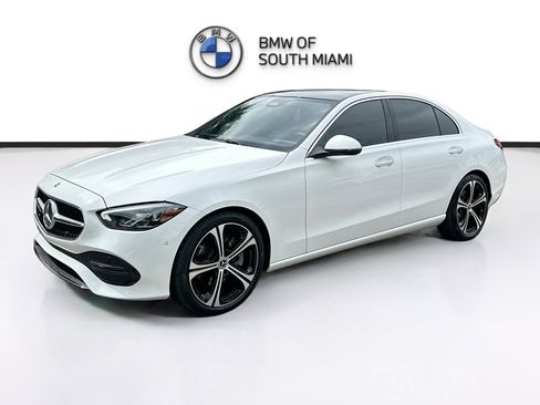 Used 2024 Mercedes-Benz C 300 Sedan image 3
