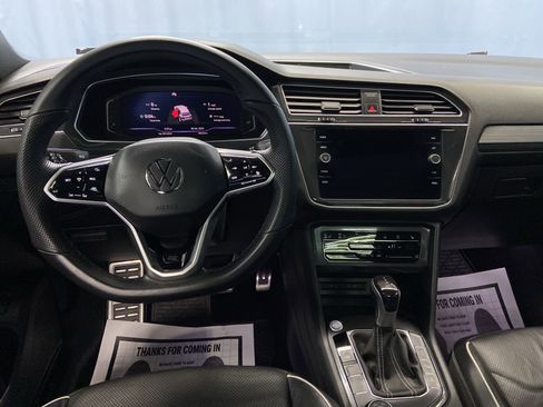 Used 2022 Volkswagen Tiguan SEL R-Line image 31