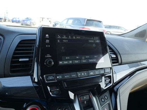 Certified 2024 Honda Odyssey Elite image 28