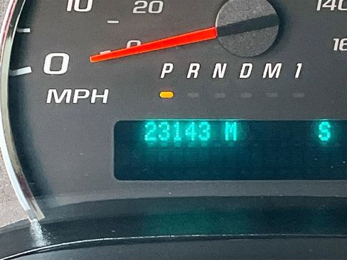 Used 2024 Chevrolet Express 2500 RWD image 12