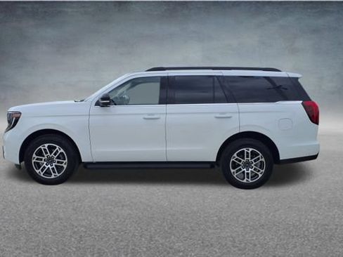 Used 2025 Ford Expedition Active AWD/4WD image 5