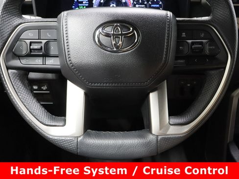 Used 2025 Toyota Sequoia SR5 image 25