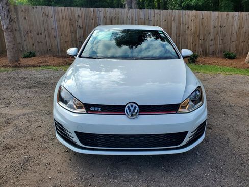 Used 2017 Volkswagen GTI S FWD image 12