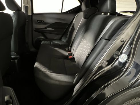 Used 2021 Nissan Kicks S image 23