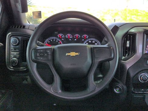 Used 2023 Chevrolet Silverado 1500 Custom AWD/4WD image 11