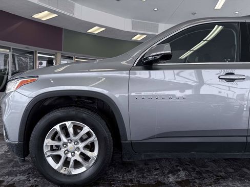 Used 2019 Chevrolet Traverse LT image 20