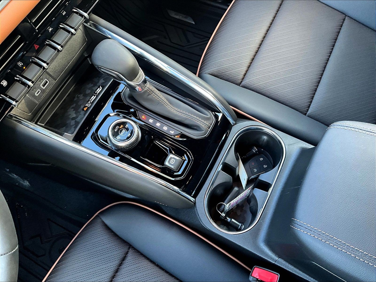 New 2026 GMC Canyon AT4 w/ Technology Plus Package AWD/4WD image 12