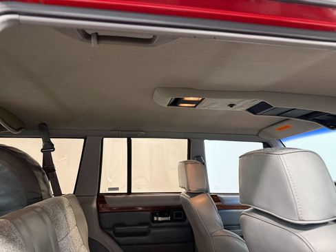 Used 1994 Jeep Cherokee Country AWD/4WD image 16