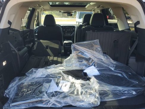 Certified 2025 Subaru Ascent Onyx Edition AWD/4WD image 31