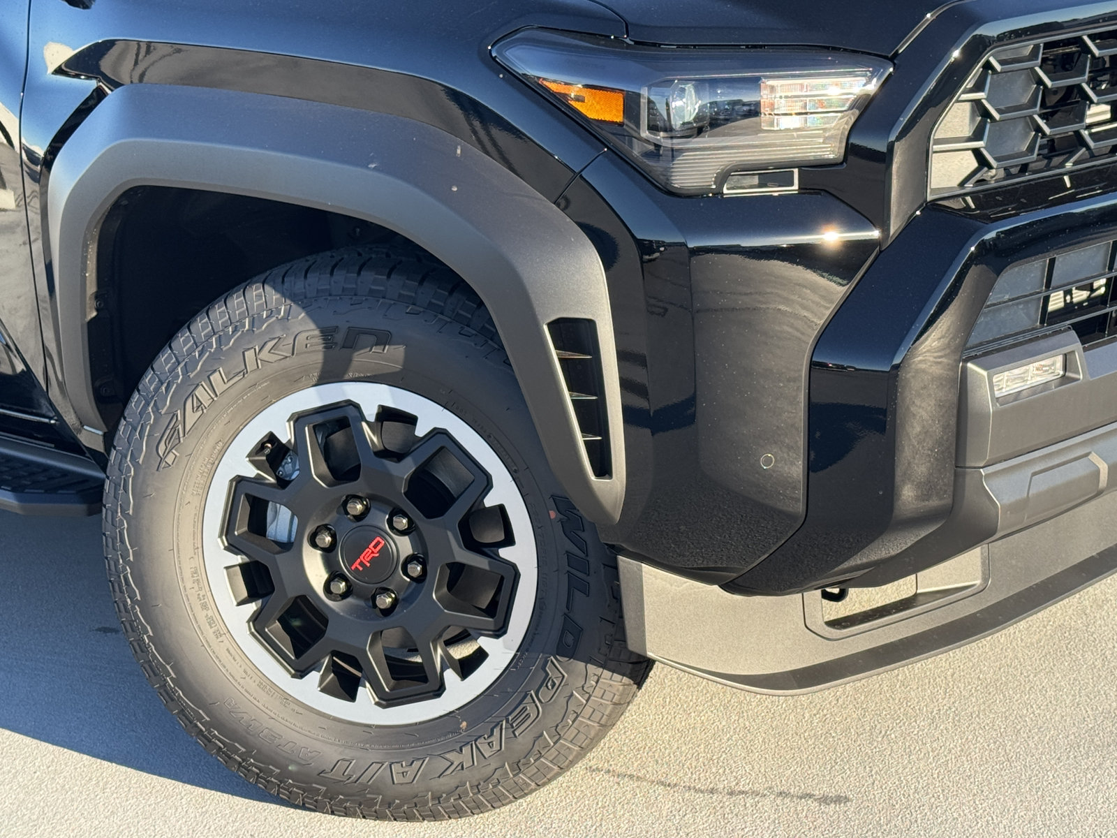 New 2026 Toyota 4Runner TRD Off-Road Premium AWD/4WD image 10
