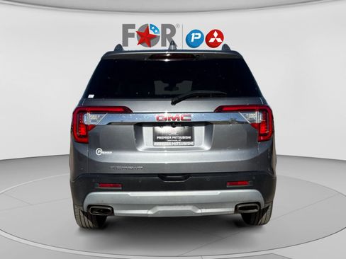 Used 2022 GMC Acadia SLE w/ Driver Convenience Package FWD image 4