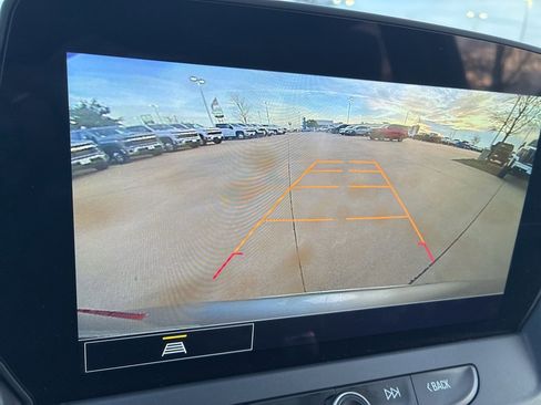 Used 2023 Chevrolet Blazer LT w/ Driver Confidence Package image 11