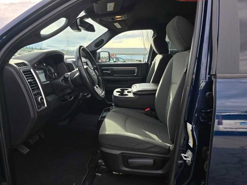 Used 2022 RAM 1500 Classic Warlock image 9