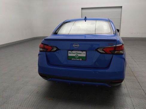 Used 2024 Nissan Versa SR FWD image 7