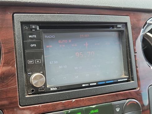 Used 2008 Ford F250 Lariat image 22