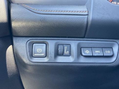 Used 2023 GMC Acadia AT4 w/ Technology Package AWD/4WD image 13