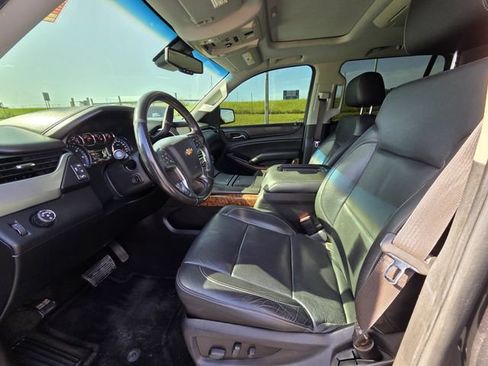 Used 2015 Chevrolet Tahoe LTZ RWD image 11