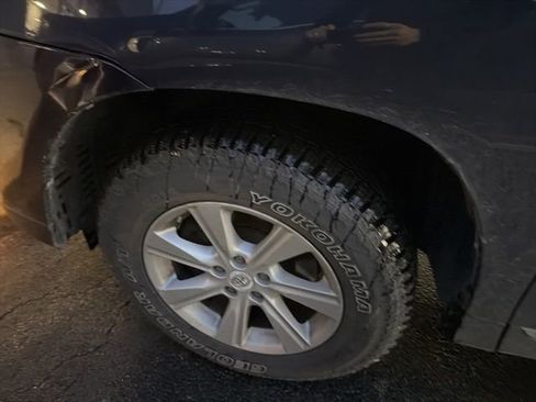 Used 2011 Toyota Highlander 4WD image 5