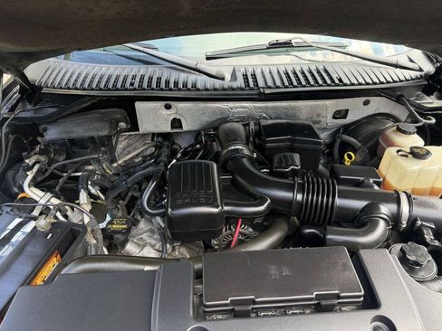Used 2012 Ford Expedition Limited RWD image 21