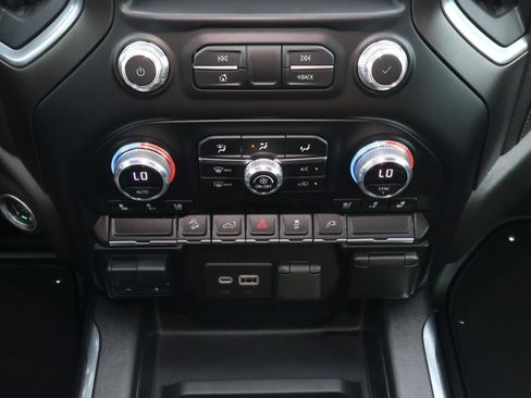 Used 2023 GMC Sierra 3500 AT4 w/ Gooseneck/5TH Wheel Package image 28