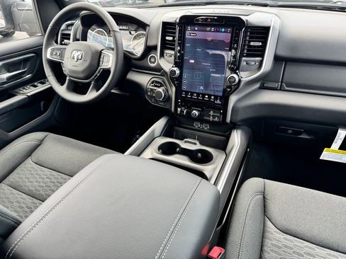 New 2026 RAM 1500 4x4 Crew Cab image 12