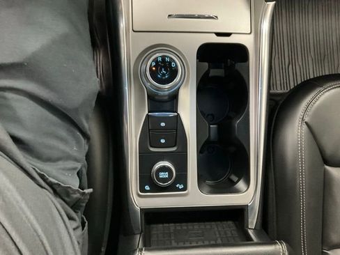 Certified 2023 Ford Explorer XLT w/ Equipment Group 202A image 19