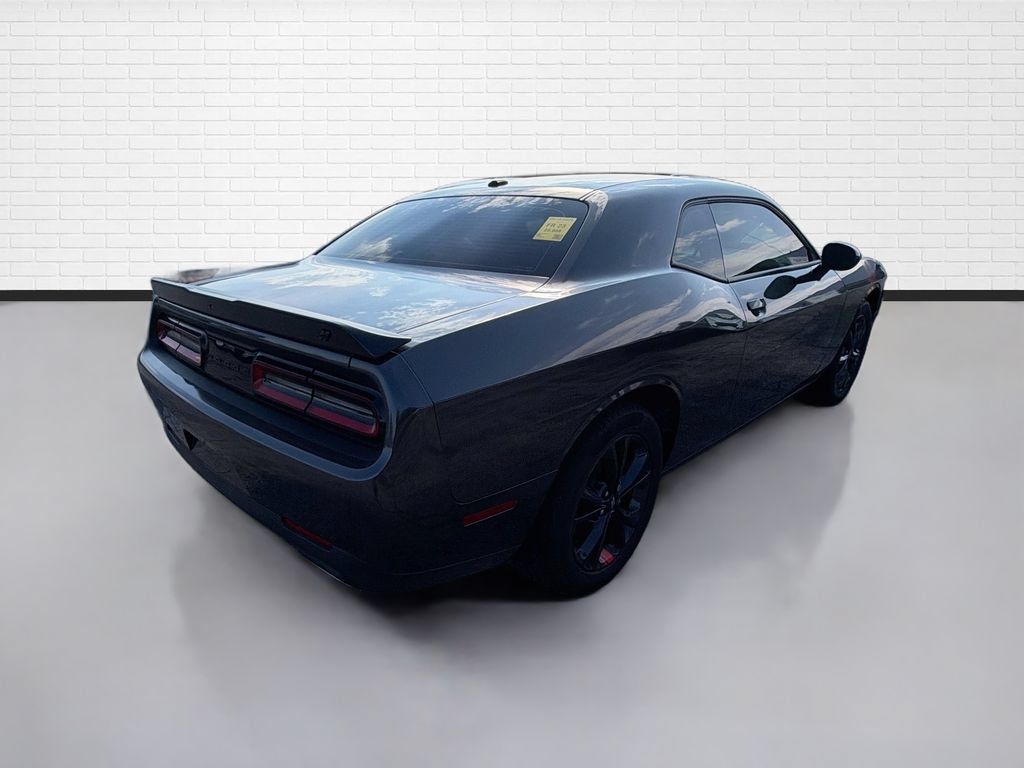 Used 2023 Dodge Challenger SXT w/ Blacktop Package AWD/4WD image 7