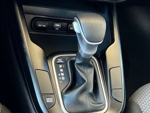 Used 2024 Kia Soul LX w/ Option Group 015 FWD image 25